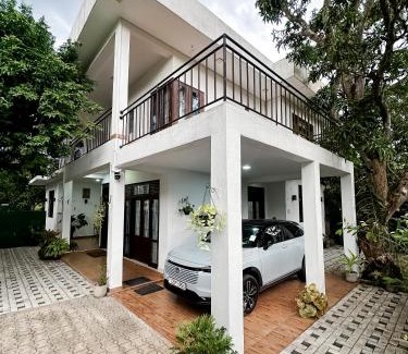 Kimbulapitiya Maison | Villa Wings Airport Transit