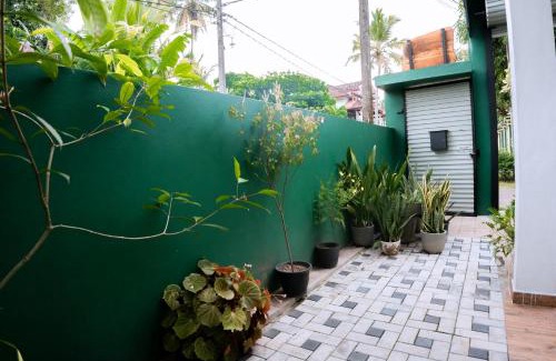 Kimbulapitiya Maison | Villa Wings Airport Transit