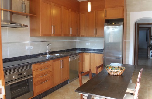 Es Figueral Beach Maison | Villa with barbecue pool near the beach, for families who want relaxation.