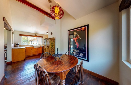 Sonoma Villa | Villa avec 4BR / 3BA, piscine, maison d'hôtes et vélos dans la zone principale