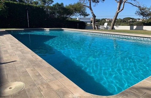 Es Castell Villa | Villa avec accès direct à Cala n’Brut
