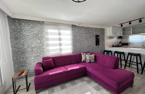 Karaoz Villa | Villa with Garden 5 min to Airport , 10 min to Optimum