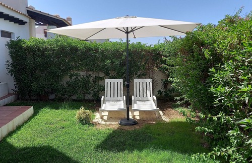 Vera Maison | Villa avec jardin, Wifi et télévision en espagnol et anglais
