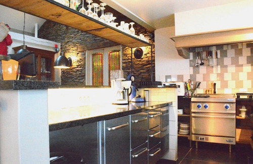 Gembes Maison | Villa spacieuse avec hottub