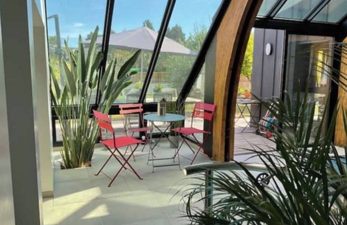 La Foret-Fouesnant Villa | Villa avec piscine intérieure, à 50m de la plage