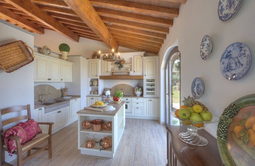 Montaione Villa | Maison de vacances avec internet, climatisation, piscine privée, TV, patio, près de San Gimignano