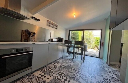 Quartier des Boucholeurs Maison | Villa with pool and sea view