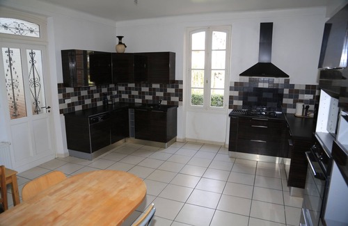 Corbarieu Villa | Villa avec la piscine , cinéma privé; dormir 23.