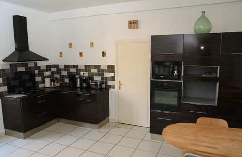 Corbarieu Villa | Villa avec la piscine , cinéma privé; dormir 23.