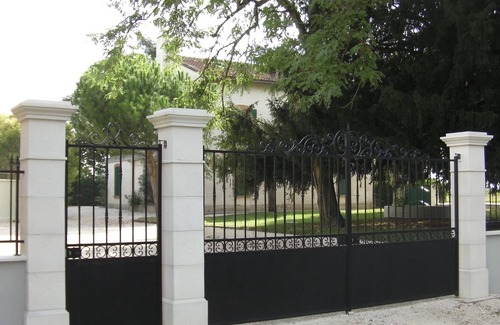 Corbarieu Villa | Villa avec la piscine , cinéma privé; dormir 23.