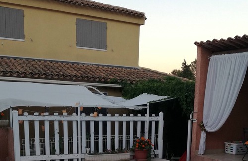 Rousset Villa | Villa with pool Aix en Provence region