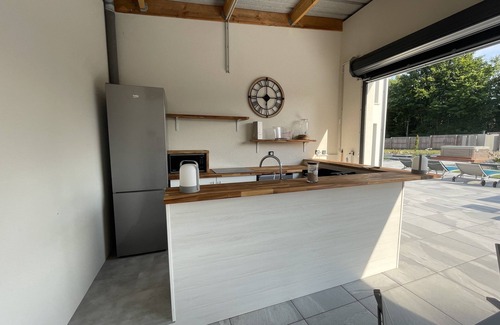 Change Villa | VILLA AVEC PISCINE ET SPA PROCHE CIRCUIT 24H LE MANS