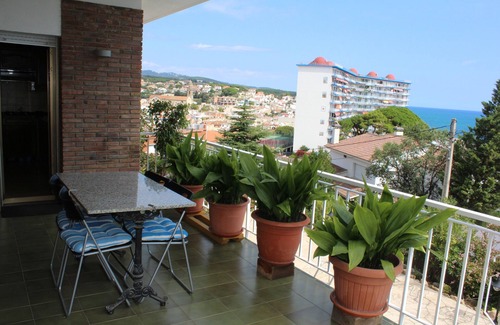 Canet de Mar Villa | VILLA AVEC PISCINE, À PROXIMITÉ DE LA PLAGE ET FANTASTIQUE VUES SUR LA MER.
