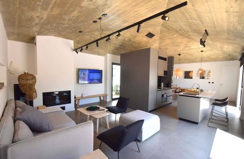 Linardici Villa | Villa avec piscine dans un environnement naturel authentique