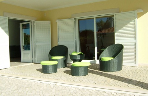 Meco Maison | Villa avec piscine à proximité des plages