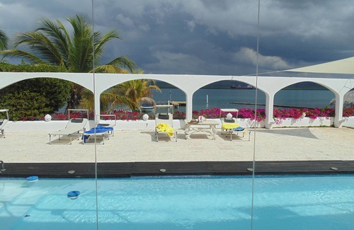 Bani Villa | Villa con playa privada, frente a las dunas de bani. Paraje paradisiaco