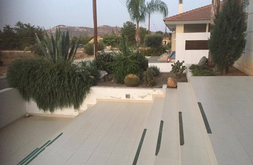 Pyrga Villa | Villa avec piscine privée en zone tranquille à 20 mn de l'aéroport de Larnaca