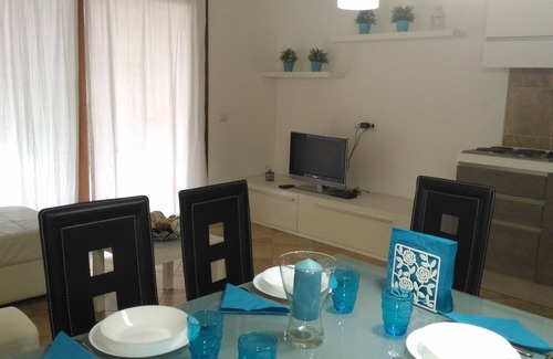 Porto Pino Maison | VILLA WITH PRIVATE GARDEN NEAR THE SEA