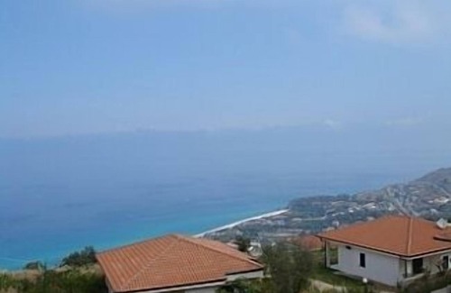 Zambrone Maison | 2 villas avec piscine privée et vues sur la mer situées dans un petit complexe sécurisé