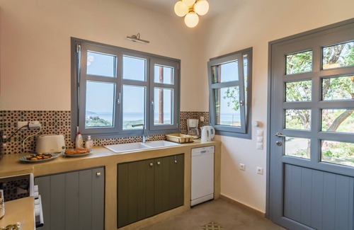 Patima Villa | Villa piscine privée et vue mer située entre Chania et Rethymnon, lac de Kournas