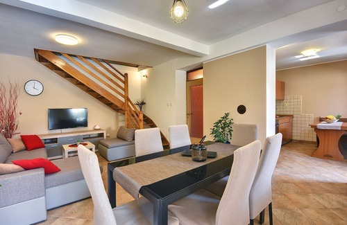 Hreljici Maison | Villa avec piscine privée, aire de jeux pour enfants, WiFi, climatisation