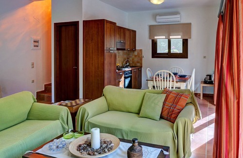 Elos Villa | Villa avec piscine prvt et jacuzzi près d'Elafonissi