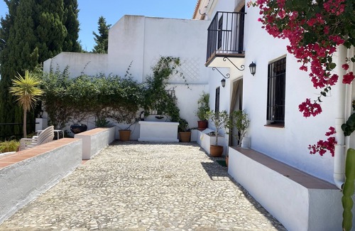 Benalmadena Villa | Villa with spectacular views, extensive garden with private pool Wifi