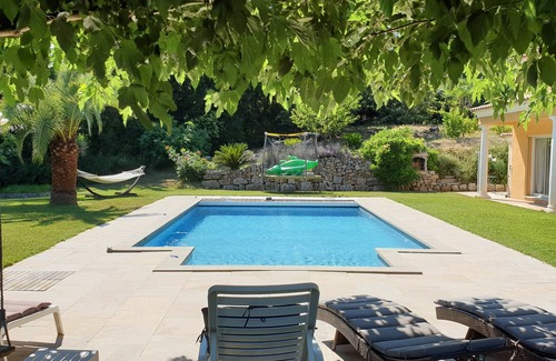Les Baraques Villa | Villa avec piscine sans vis à vis dans domaine sécurisé privé à Mougins