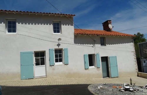 La Roche-sur-Yon Villa | Villa avec piscine au cœur de la Vendée, à 2 pas du golf de la Domangère