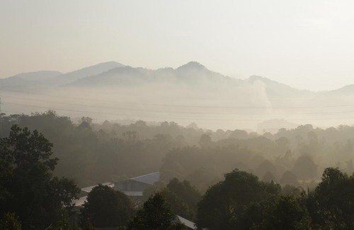 Hulu Selangor Maison | Villa with Titiwangsa Hill View