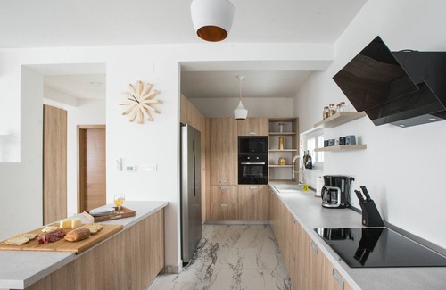 Udbina Maison | Villa avec deux piscines