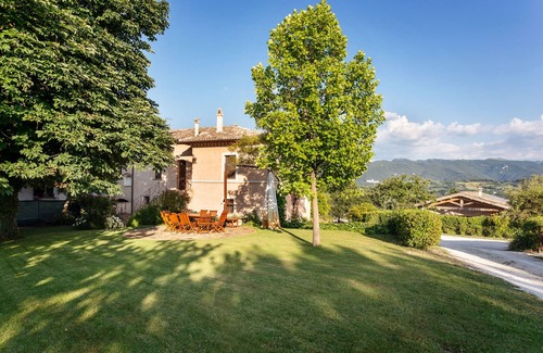 Spoleto Maison | Villa with Yoga studio and pool in a peaceful oasis. Spoleto 10 min Rome 1.30 h
