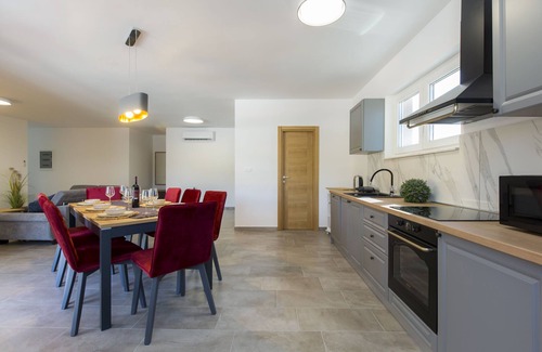 Topid Maison | Villa Xenia (V0411-K1) - Labin