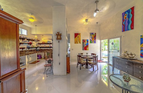 Villas Xihu Maison | Villa Xihu Luna Callada - Dog Friendly!