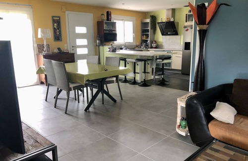 Colombiers Villa | Villa ZEN, Piscine, Jardin BALI style, proche Canal du Midi, 6 personnes