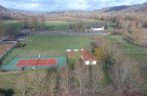 Larroque-Toirac Maison | VILLAGE COTTAGE