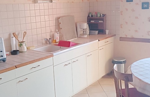 Perrier Maison | Maison de village à la croisée des chemins 5mn ISSOIRE