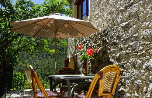 Gars Maison | Maison de Village GARS Vallée de L'Estéron - 4 Pers. Calme et confortable