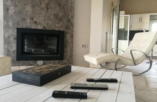 Messaia Appartement | Village house with great view
