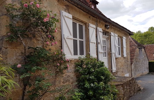Strenquels Maison | maison de village avec piscine