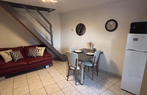 Espaly-Saint-Marcel Maison | 🏡 Village house with terrace, near Le Puy-en-Velay