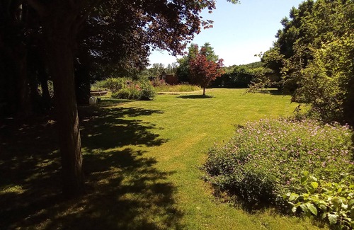 Bretoncelles Maison | Propriété de village dans le perche avec commerces de base et SNCF.