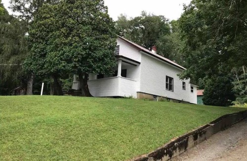 Gowanda Maison | Village Retreat, with four bedrooms and large yard