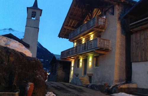 Villaroger Appartement | Villaroger Chalet, Sleeps 2 (+Sofabed), Ski to door