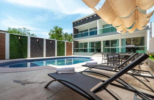 Granjas del Marques Maison | Villas Acapulco Punta Diamante