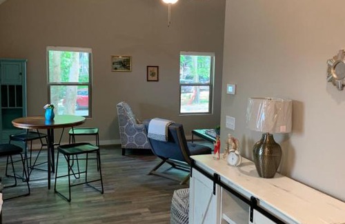 Tate Cabine | Villas at Gingershack Farms