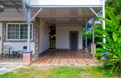 Puerto Viejo de Talamanca Cabine | Villas Cozy Sloth
