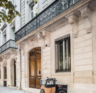 Hotel de Ville - Quinconces Hôtel | Villas Foch Boutique Hotel & Spa Bordeaux