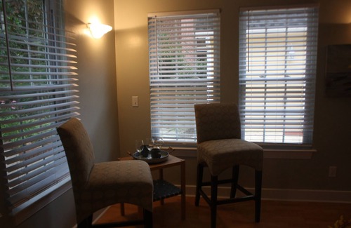 Tallahassee Appartement | Villas @ Lake Ella: 1br/2queen-1bth-Kitchenette