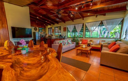 Manuel Antonio Lit Et Petit-Déjeuner | Villas Oasis